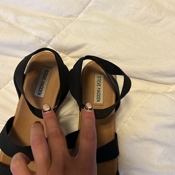 Steve Madden Bandi Elastic Platform Sandal - Picture 2 of 5